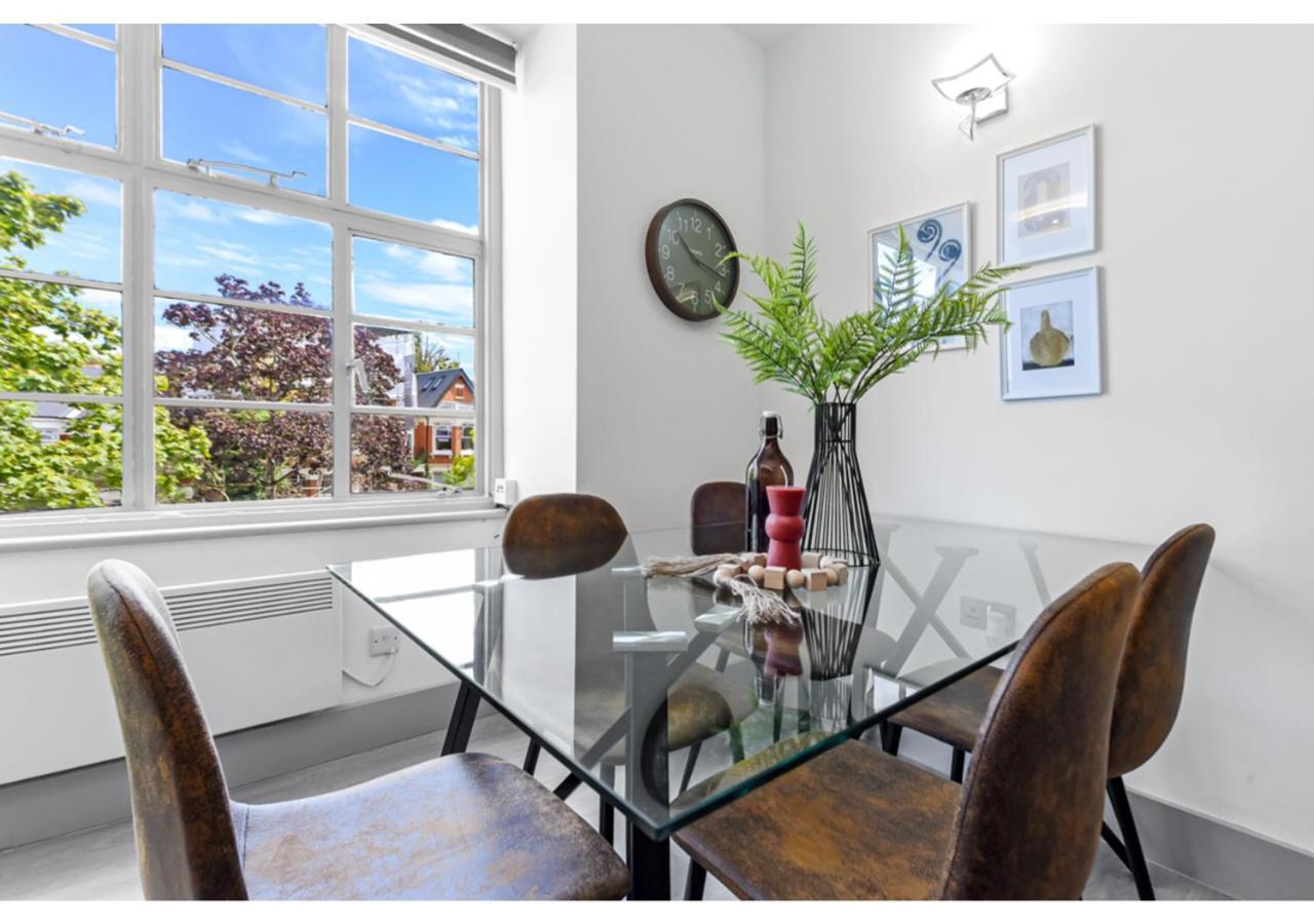 Modern Comforts 2 Bd Flat - Sleeps 5 Appartamento *