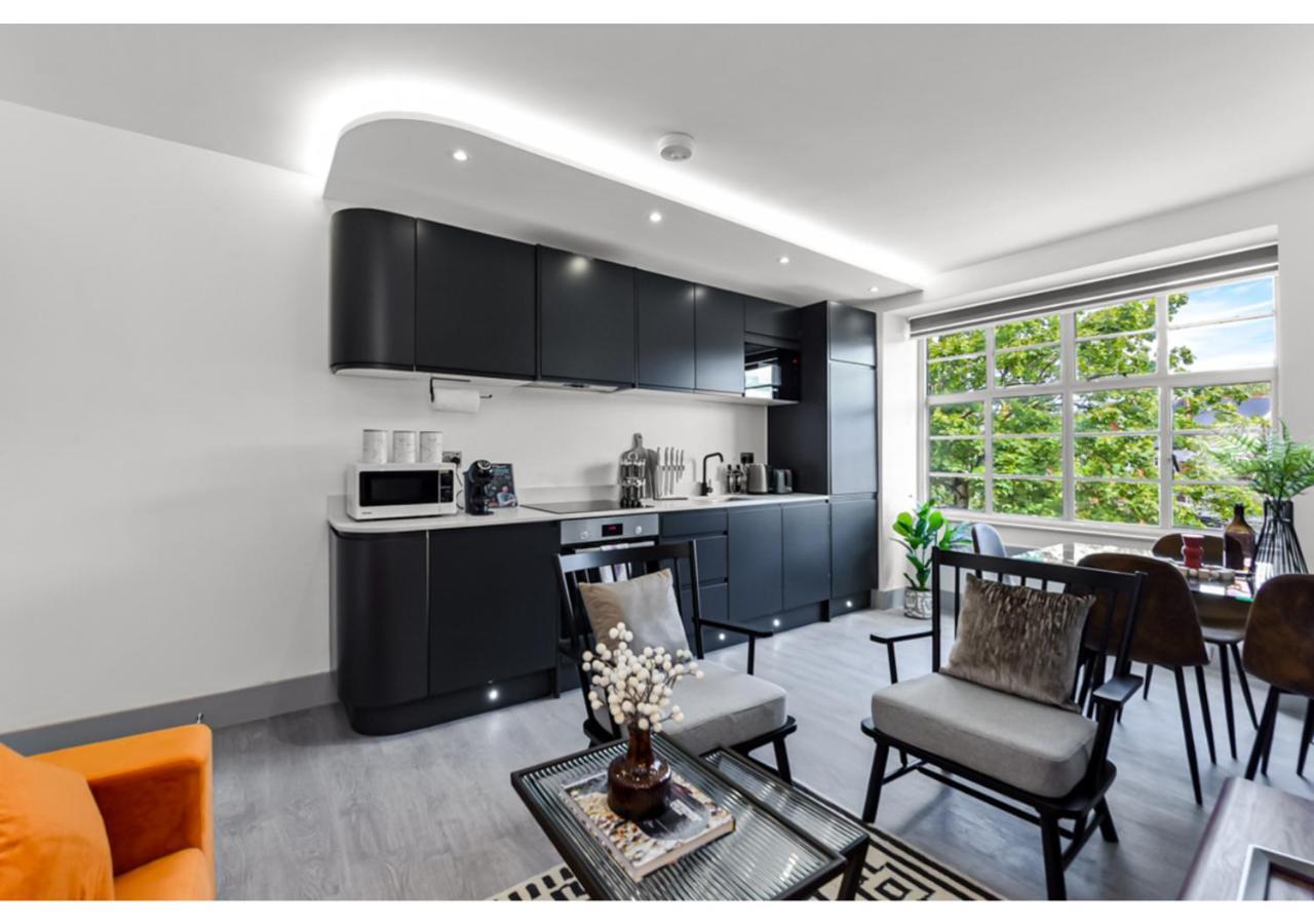 Modern Comforts 2 Bd Flat - Sleeps 5 Appartamento *